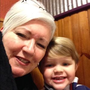 Meet your Posher, Elizabeth