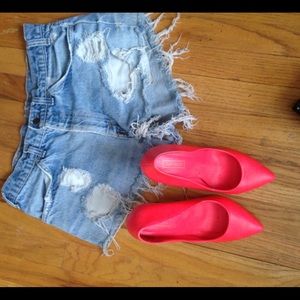 Destroyed high waisted Levis Jeans