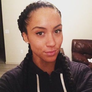 Meet your Posher, Maisha