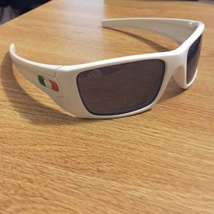 LIMITED EDITION "Italy" Oakley's