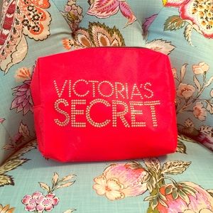 NWOT VS makeup bag