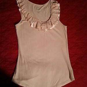 Great top to wear under a jean jacket!