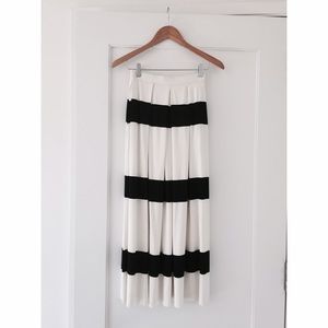 NWOT Maxi Skirt in cotton