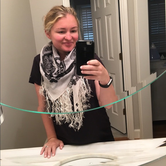 H&M Divided Scarf with fringe