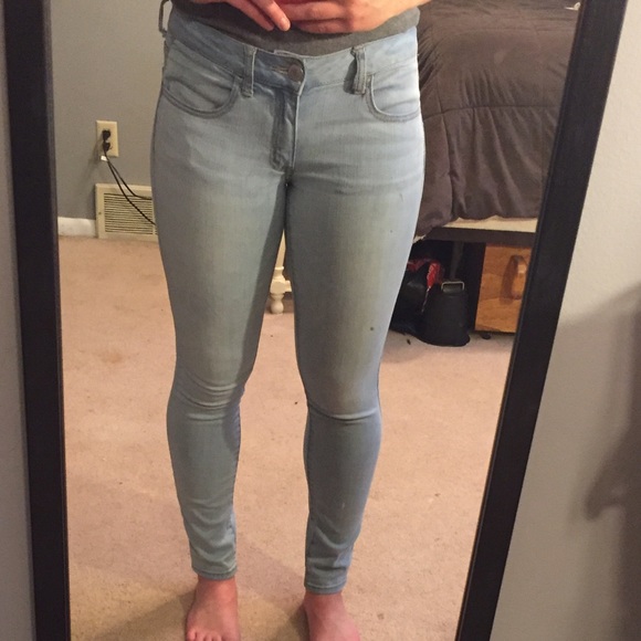 light wash jeans!