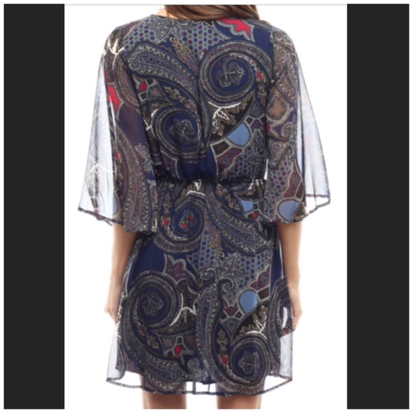 Wide-Sleeved Chiffon Boho Dress - Picture 3 of 3