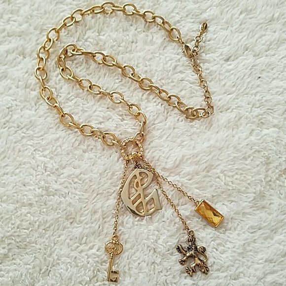 ⛄SALE Guess Charm Necklace