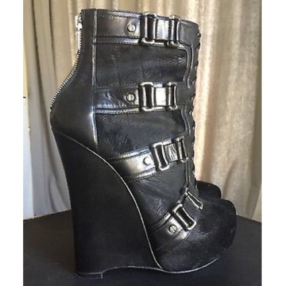 Alejandro Ingelmo pony hair booties