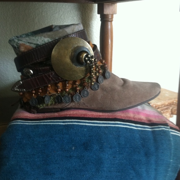 " Meet the Posher" - Picture 4 of 7