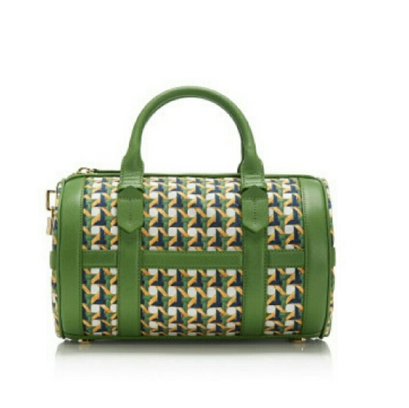 Tory Burch

Green Riviera Satchel - Picture 2 of 3