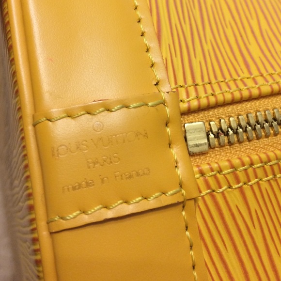 Vintage Louis Vuitton Vintage Epi Alma PM - Picture 4 of 4