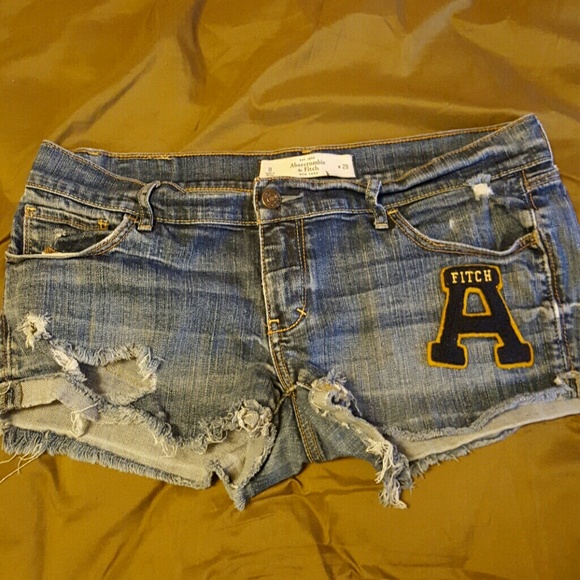 SPRING CLEANING! A&F shorts