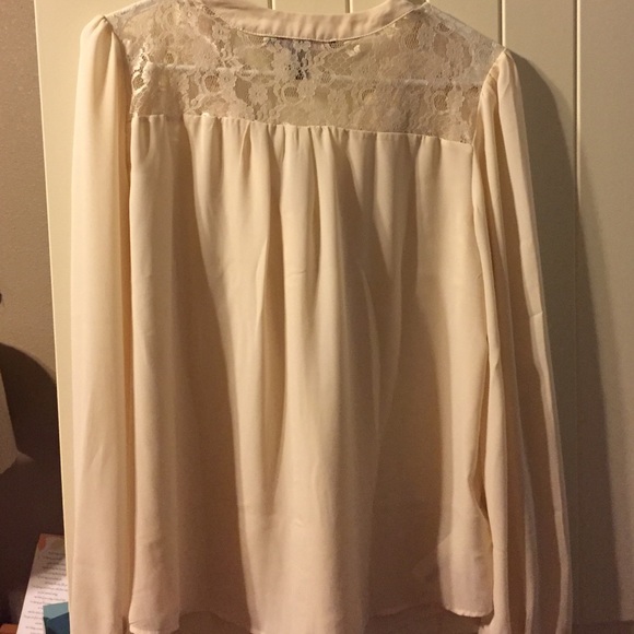 Blouse - Picture 2 of 2