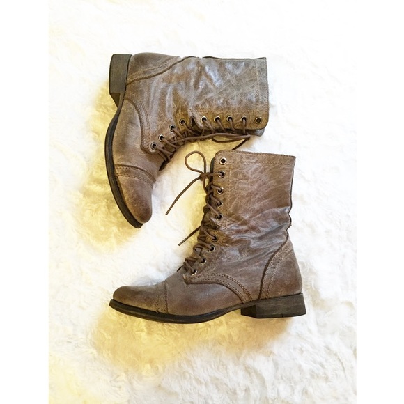 🚫SOLD🚫steve madden troopa combat