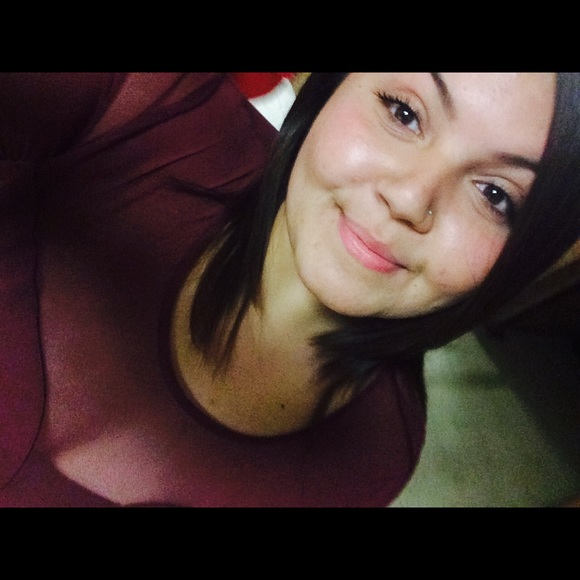 Meet your Posher, Ariel - Picture 1 of 1