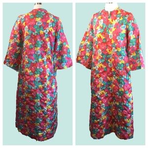 SOLD Bold Flower Pansy Power Pool Lounger Robe Coverup