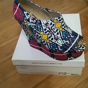 Plateform multi colored wedge shoes