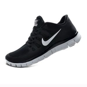 Nike free runs 5.0