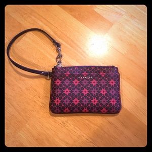 Coach wristlet wallet