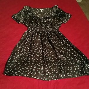 PRETTY DRESS!! Pic doesn't do justice!