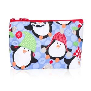 Medium Thermal Zipper Pouch by Thirty-one