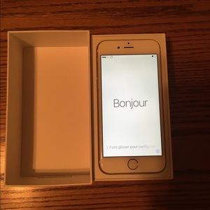 Brand new 16gb iPhone 6 (gold)