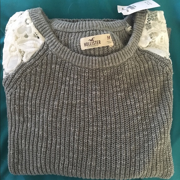 ONE HOUR SALE NWT grey hollister sweater