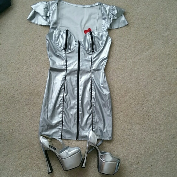Dresses & Skirts - Metallic zipper dress