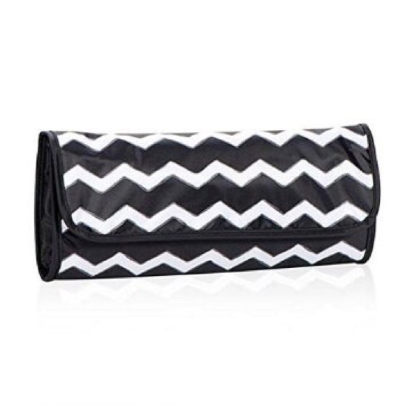 Flat Iron Fold-Over by Thirty-one
