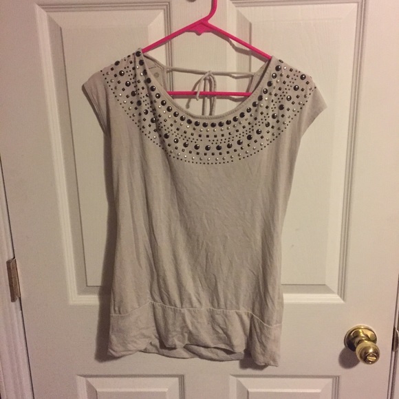 Rock & R build scoop neck shirt