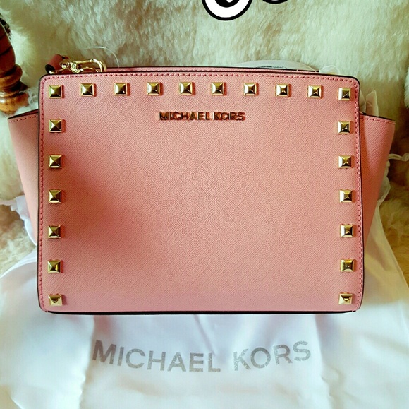 *NEW* MK Studded Medium Messenger
