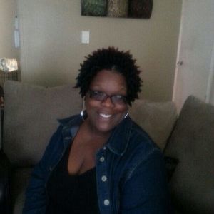 Meet your Posher, Candace curd