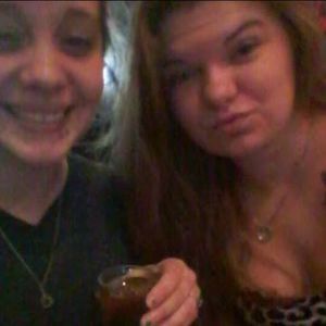 Meet your Posher, Kaitlyn