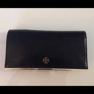 New Tory Burch Roninson Navy Wallet