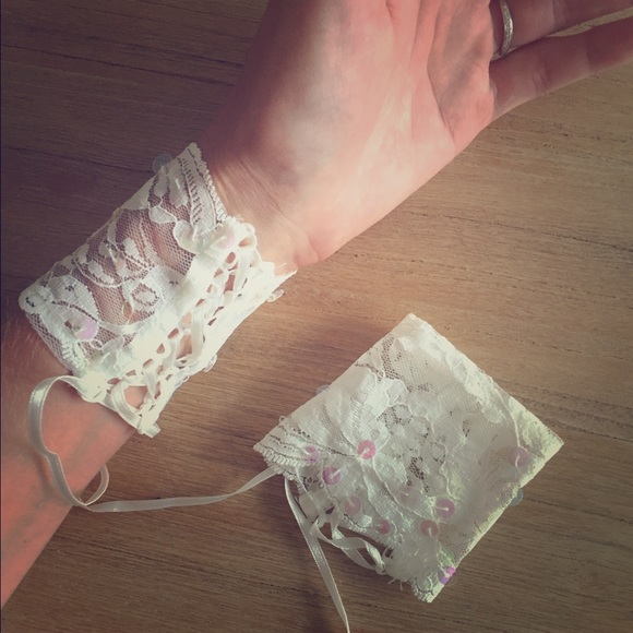 Bridal white lace wrist cuffs