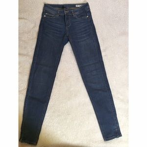Zara Ankle Zipper Skinny Jean