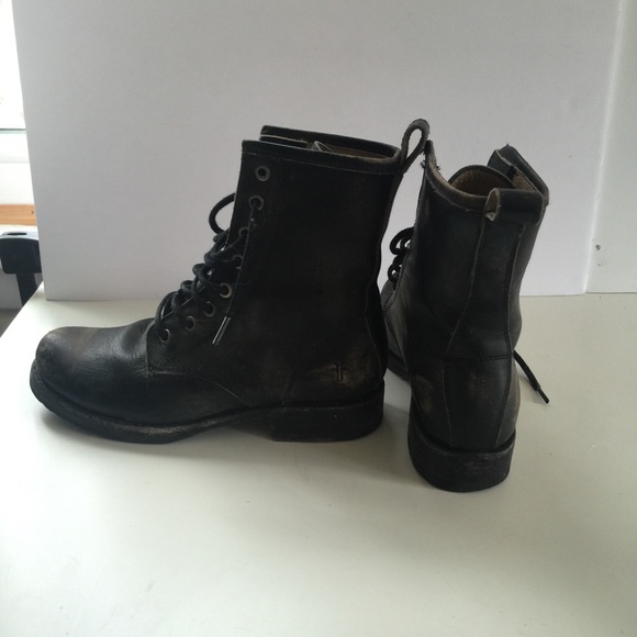 Black Frye Distressed boots worn twice