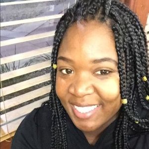 Meet your Posher, Catherine