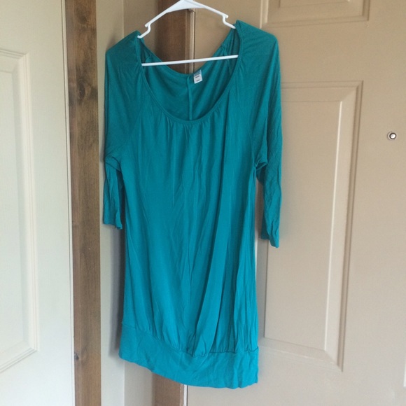 Old navy maternity dress shirt