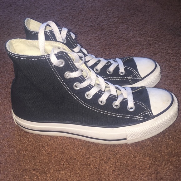 Black high top converse