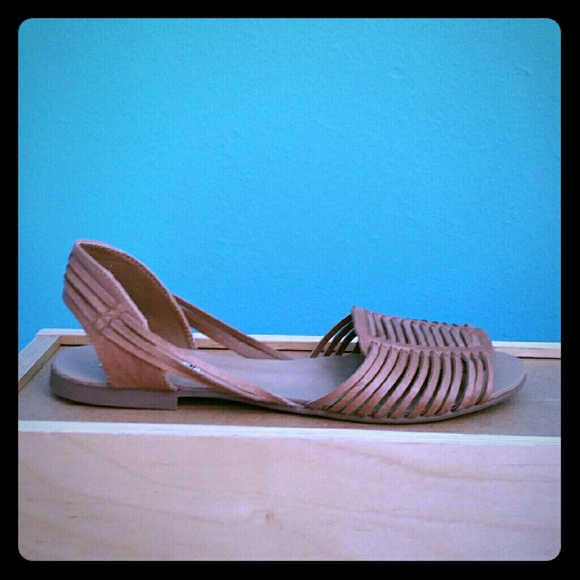 New Steve Madden sandals