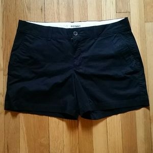NWOT black Old Navy shorts