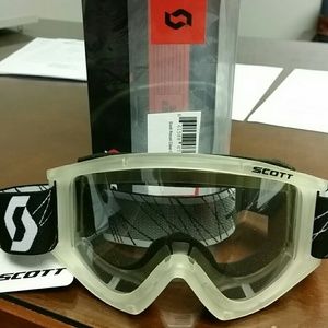 Recoil clear goggles