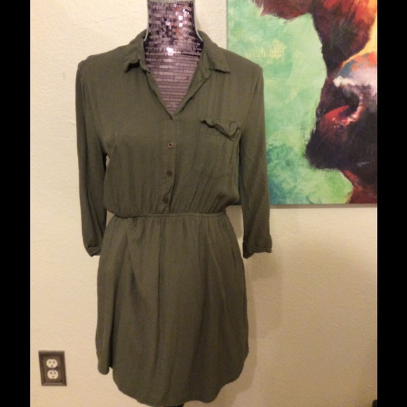Button down dress from F21 😊