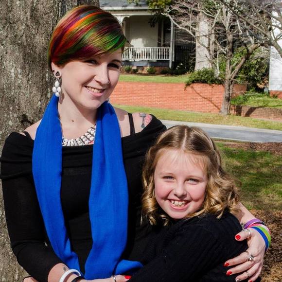 Meet your Posher, Jen - Picture 1 of 1