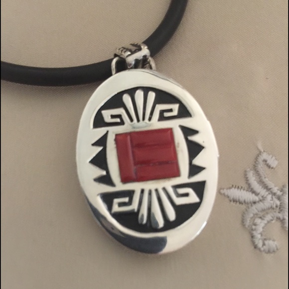 NAVAJO PENDANT INLAID TURQUOISE, ONXY, CORAL & STERLING SIGNED BY ARTIST - Picture 2 of 4