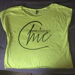 "Beyond Chic" Wide neck top