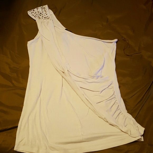 White One Shoulder Top!