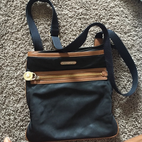 Authentic Mk cross body bag