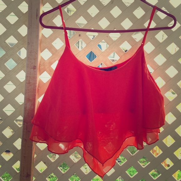 🆕 Cute Crop Tank ☀️